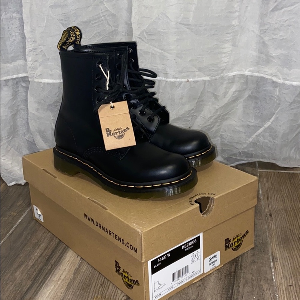 COPY - Dr. Martens